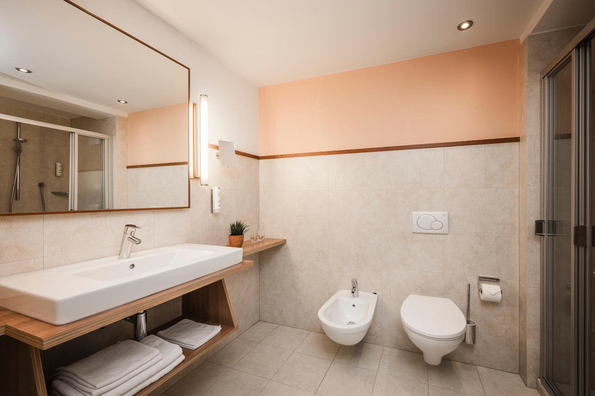 Hotel Clara Vahrn Kültér fotó